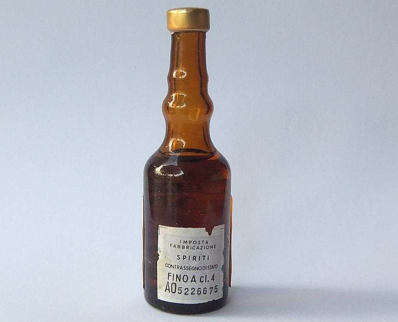 SEALED !! 16 ML VINTAGE MINIATURE !! UNKNOWN % ALCOHOL ...CESARINI "ORANGE BRANDY" ITALIAN