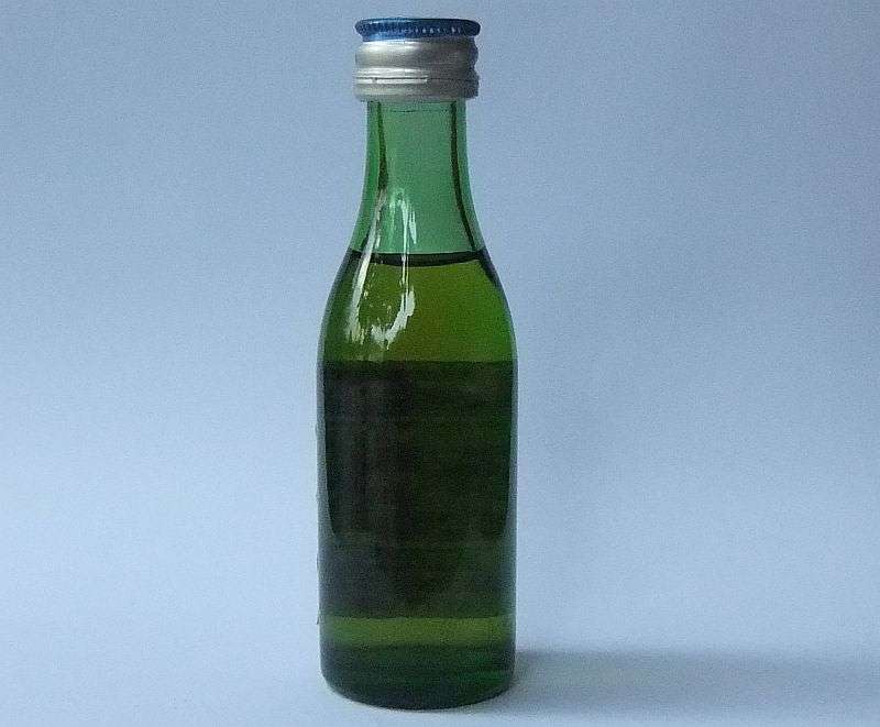 SEALED !! 28 ML VINTAGE MINIATURE !! 45 % ALCOHOL ..."" RICARD "" FRENCH SPIRIT ASPERITIF