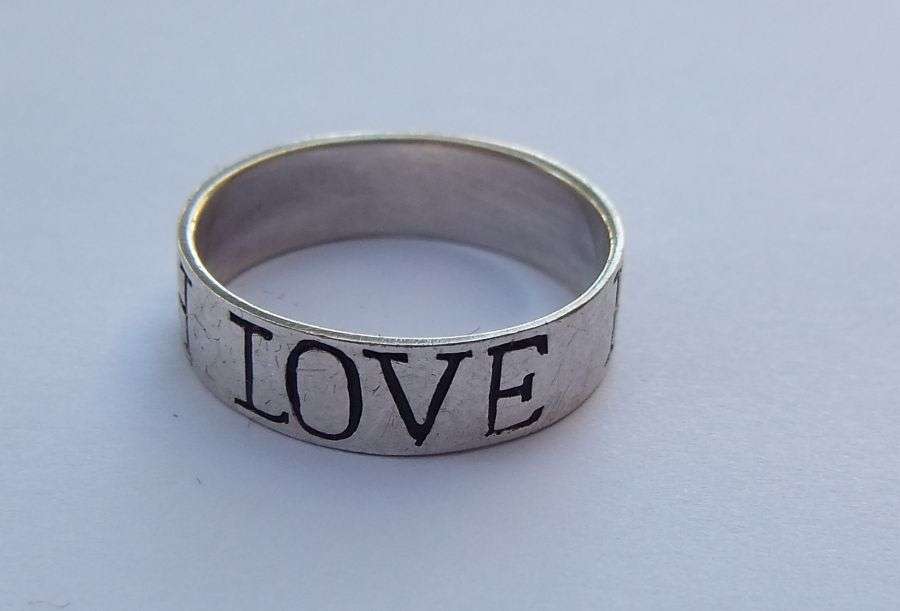 LOVE !! HOPE !! FAITH !! A GOOD QUALITY SOLID STERLING SILVER RING OF VIRTUES !! FREE COMBINING !!