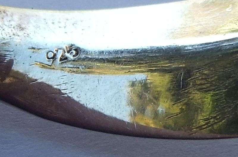 WOW !! A HUGE PAIR OF SOLID STERLING SILVER EARRINGS !! VERY FASHIONABLE !! FREE COMBINING !!