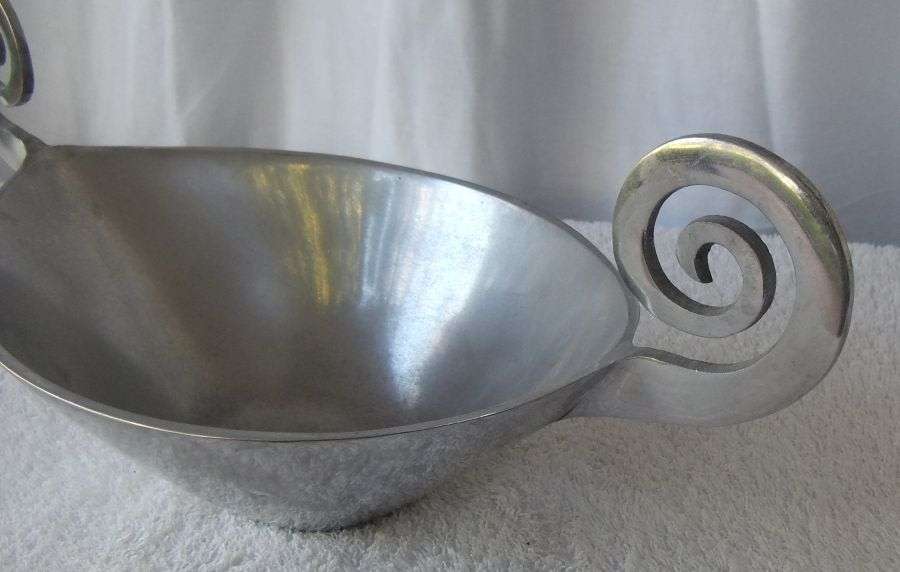 TOO COOL !! A LARGE CARROL BOYES STYLE METAL FRUIT BOWL WITH "SWIRLING" DECORATION !! MUST HAVE !!