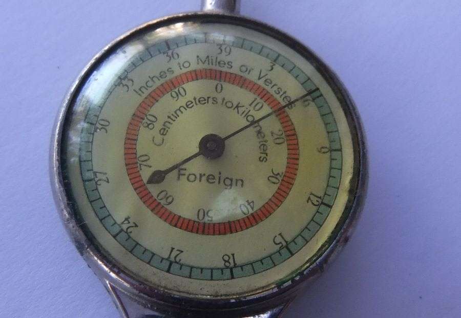 AN INTERESTING VINTAGE GERMAN MADE MAP MEASURING WHEEL WITH ORIGINAL HOLDER !! WORKS !!