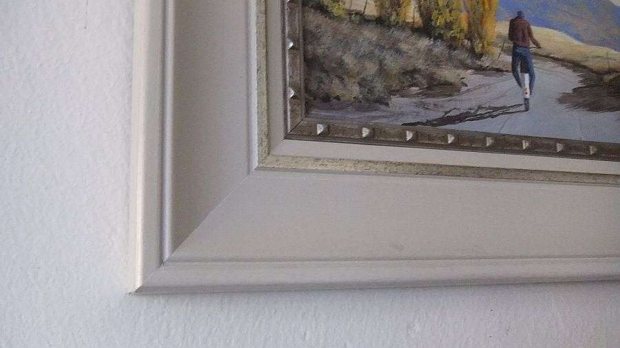 AN ABSOLUTELY MAGNIFICENT ORIGINAL ARTWORK BY SA ARTIST SAM THSABALALA !! OIL ON BOARD !! WOW !!