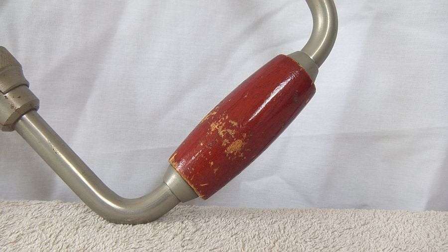 WOW !! A MAGNIFICENT OLD MANUAL HAND DRILL BY STANLEY OF ENGLAND !! SUPERIOR QUALITY PIECE !!