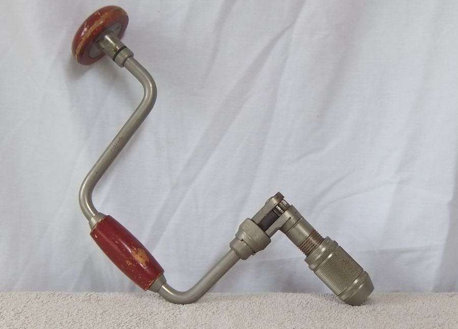 WOW !! A MAGNIFICENT OLD MANUAL HAND DRILL BY STANLEY OF ENGLAND !! SUPERIOR QUALITY PIECE !!