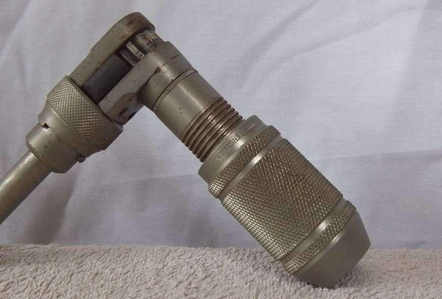 WOW !! A MAGNIFICENT OLD MANUAL HAND DRILL BY STANLEY OF ENGLAND !! SUPERIOR QUALITY PIECE !!