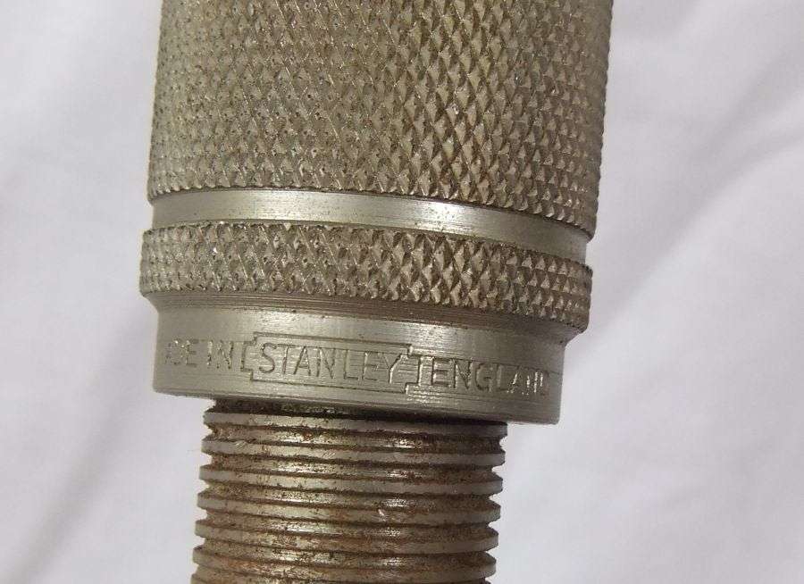 WOW !! A MAGNIFICENT OLD MANUAL HAND DRILL BY STANLEY OF ENGLAND !! SUPERIOR QUALITY PIECE !!