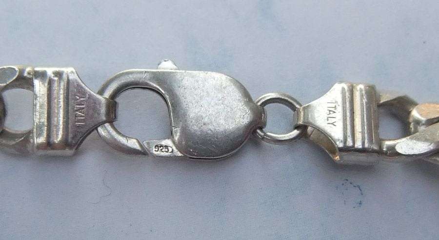 HEAVY DUTY !! A TOTALLY COOL SUPER SOLID STERLING SILVER IDENTITY BRACELET !! GREAT CONDITION !! WOW