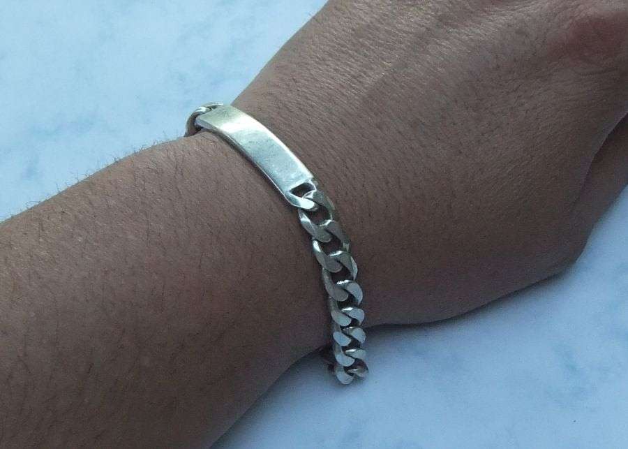 HEAVY DUTY !! A TOTALLY COOL SUPER SOLID STERLING SILVER IDENTITY BRACELET !! GREAT CONDITION !! WOW