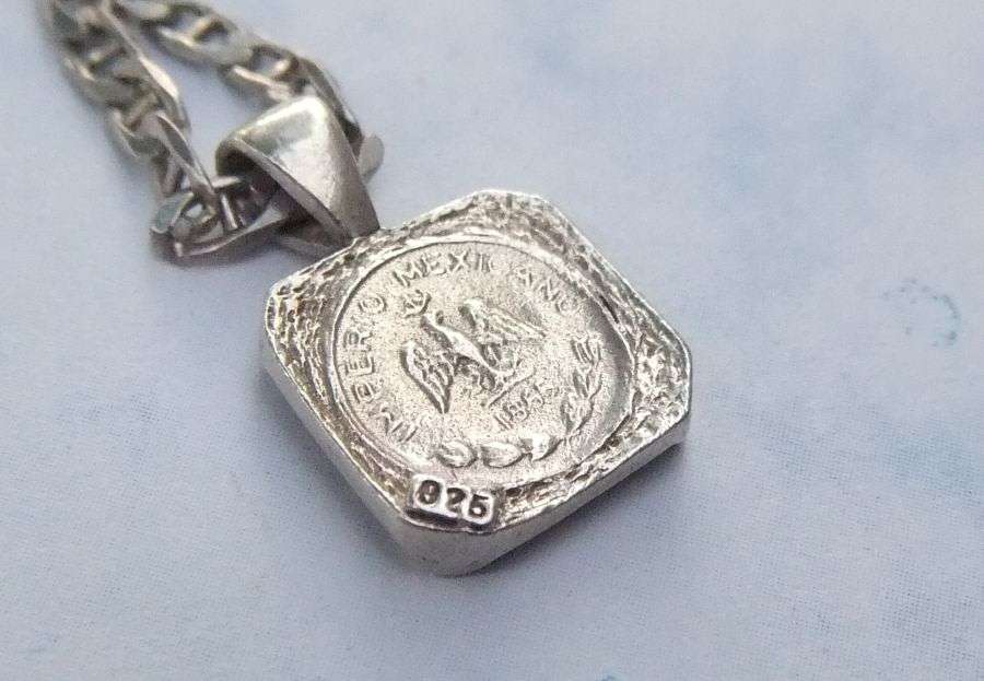 WOW !! A GOOD QUALITY STERLING SILVER NECKLACE WITH AN OLD SCHOOL STERLING SILVER COIN PENDANT !!