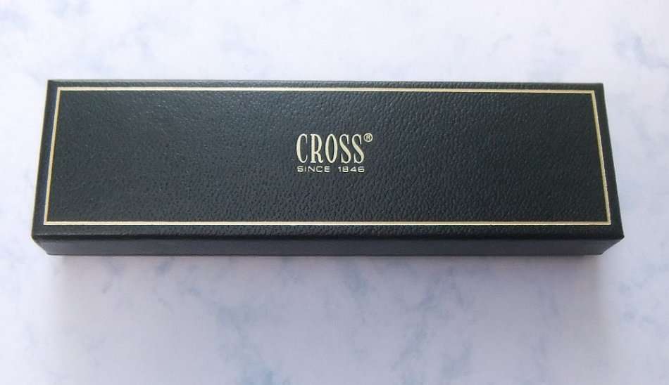 A CLASSY GOOD AS NEW "" CROSS MEDALIST "" BALLPOINT PEN & PACER SET IN ORIGINAL CASE AND SLEEVE