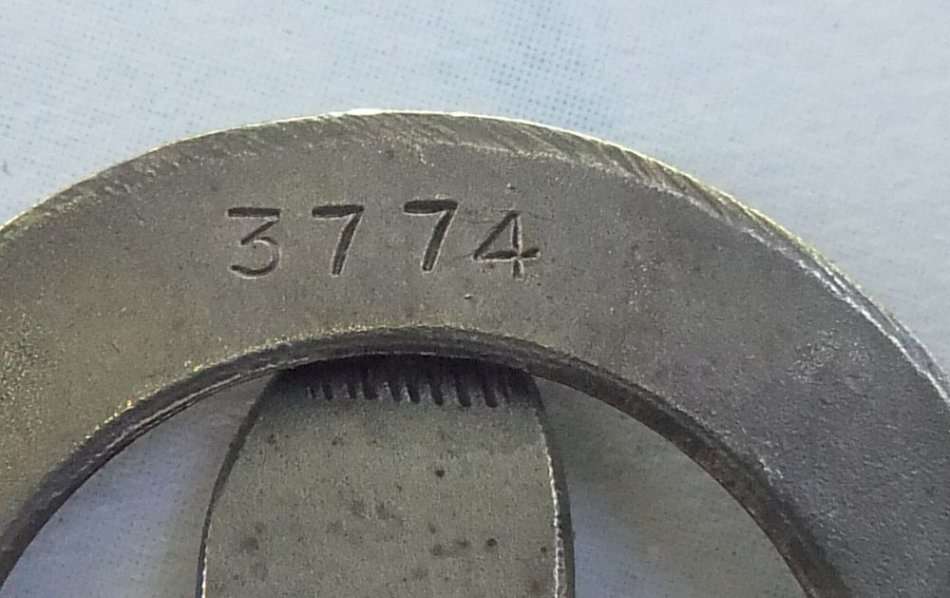 NEVER SEEN THIS BEFORE ? A SOLID STERLING SILVER BADGE !! THE MOUNTAIN CLUB OF SOUTH AFRICA  !! MOOI