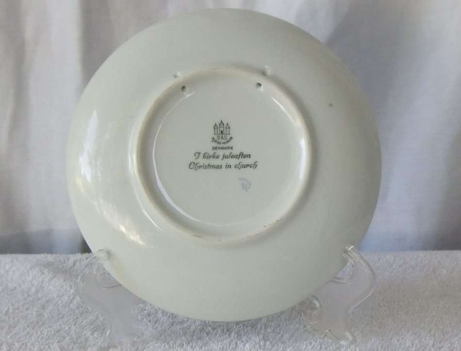 BING & GRONDAHL "JULE" AFTER CHRISTMAS 1968 DISPLAY PLATE COPENHAGEN DENMARK !! VALUE !! QUALITY !!
