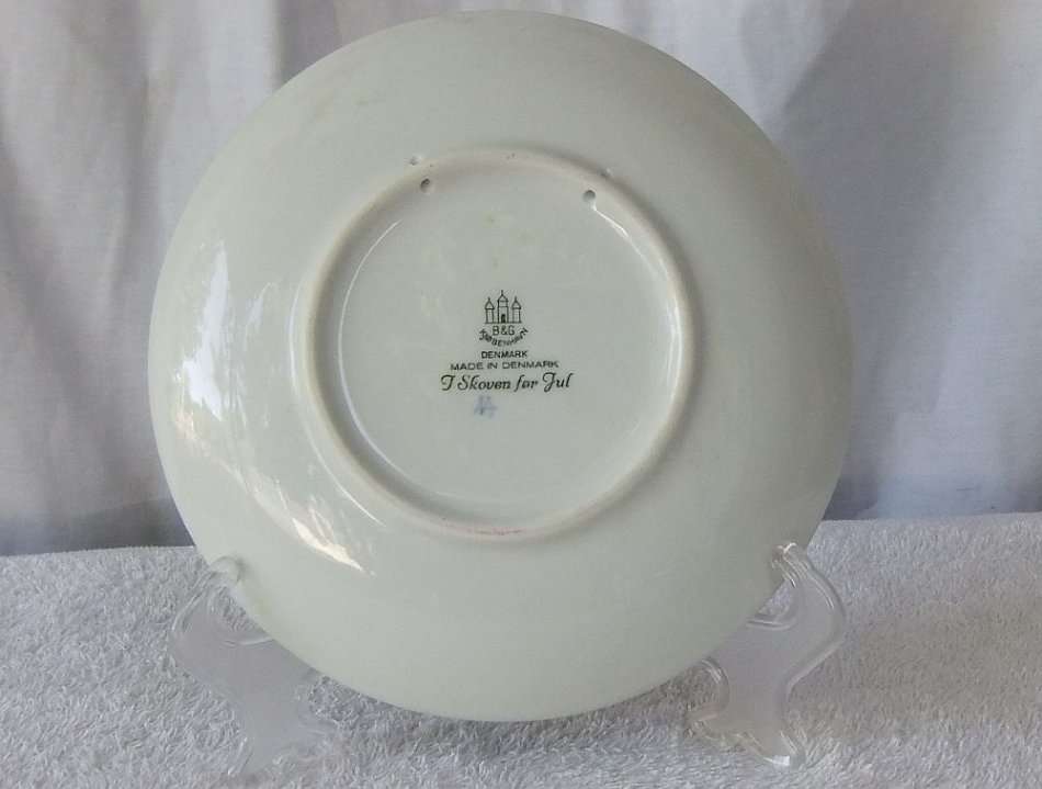 BING & GRONDAHL "JULE" AFTER CHRISTMAS 1965 DISPLAY PLATE COPENHAGEN DENMARK !! VALUE !! QUALITY !!