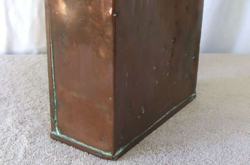 UNKNOWN USE !! AN OLD LOOKING NUMBERED COPPER CAN , PERHAPS FOR OILS OR FUEL !! HEAVY LITTLE THING