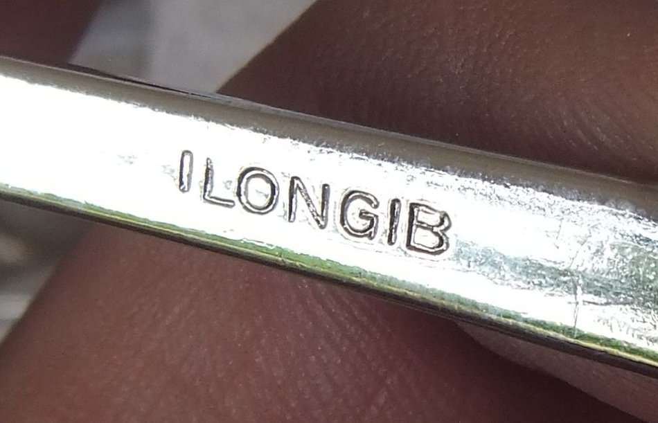 WOW !! A SUPERB CUTLERY ""PIANO MAN "" STATUE BY ARGENTINIAN ARTIST HUGO DE RITIS !! SO COOL !!