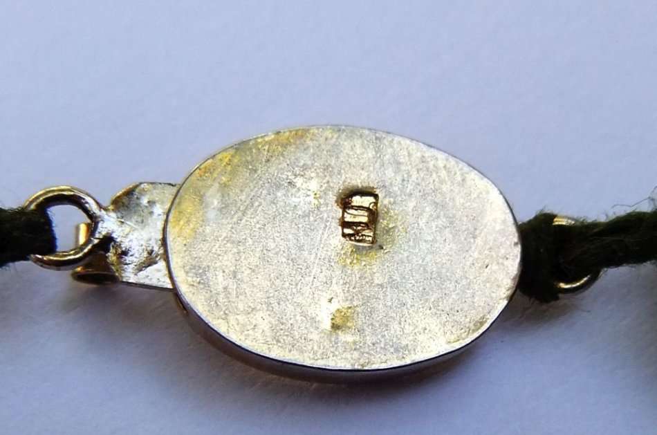 GREAT FIND !! A BEAUTIFUL VINTAGE CHINESE JADE ORB NECKLACE IN SUPERB CONDITION !! MUST SEE !!