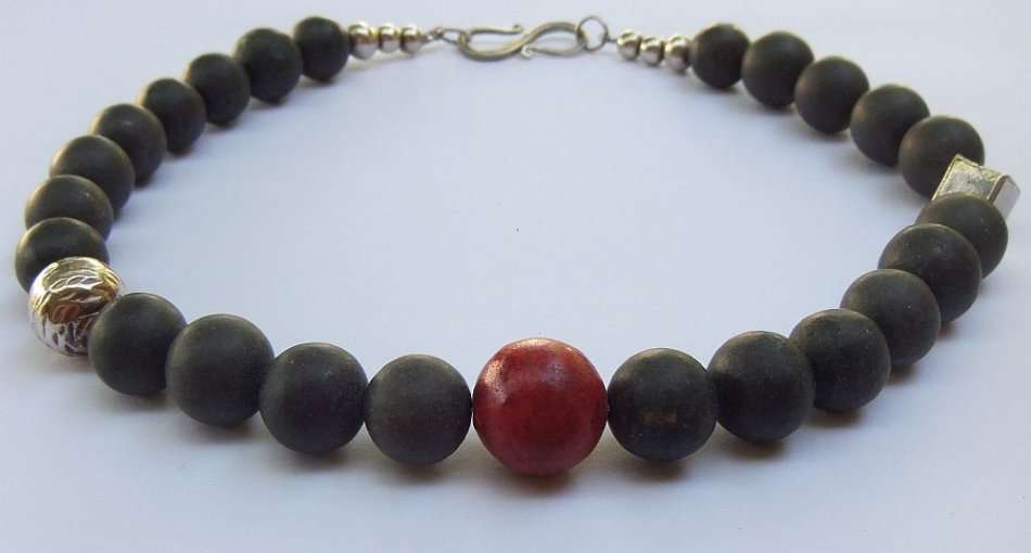 A HEAVY ARTISAN MADE BEAD NECKLACE WITH STERLING SILVER CLASP AND STERLING SILVER BEADS !! LOOK !!