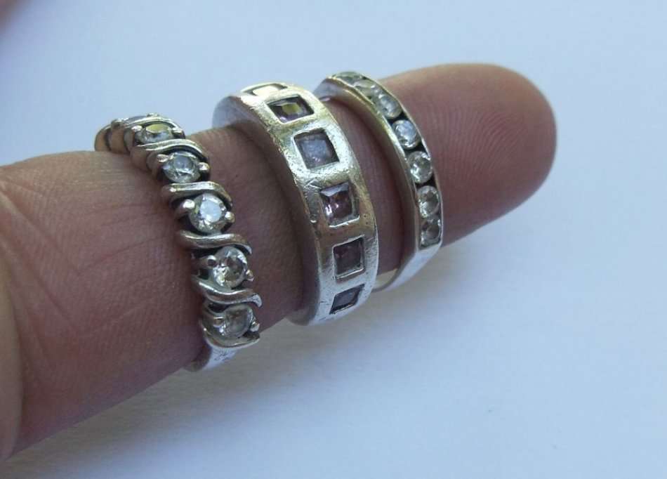 WHAT A STEAL !! 3 GORGEOUS STERLING SILVER RINGS SET WITH FACETED STONES !! PINK & CLEAR !! TAKE ALL