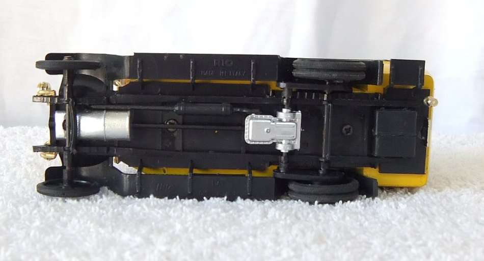 A SUPERB DETAILED 1:43 SCALE MODEL OF THE "" FIAT OMNIBUS "":BY RIO !! MADE IN ITALY !! AWESOME !!