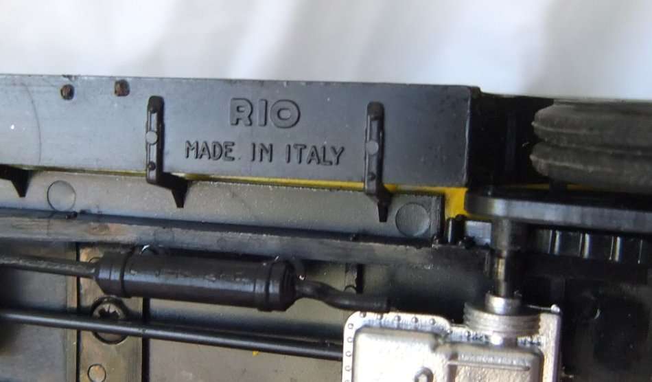 A SUPERB DETAILED 1:43 SCALE MODEL OF THE "" FIAT OMNIBUS "":BY RIO !! MADE IN ITALY !! AWESOME !!