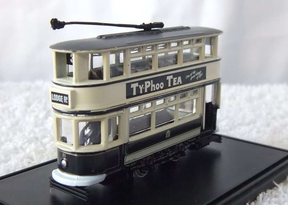 OXFORD DIE CAST VINTAGE MODEL - BIRMINGHAM TRAM - AS NEW WITH SHOWCASE !! FREE COMBINING !!