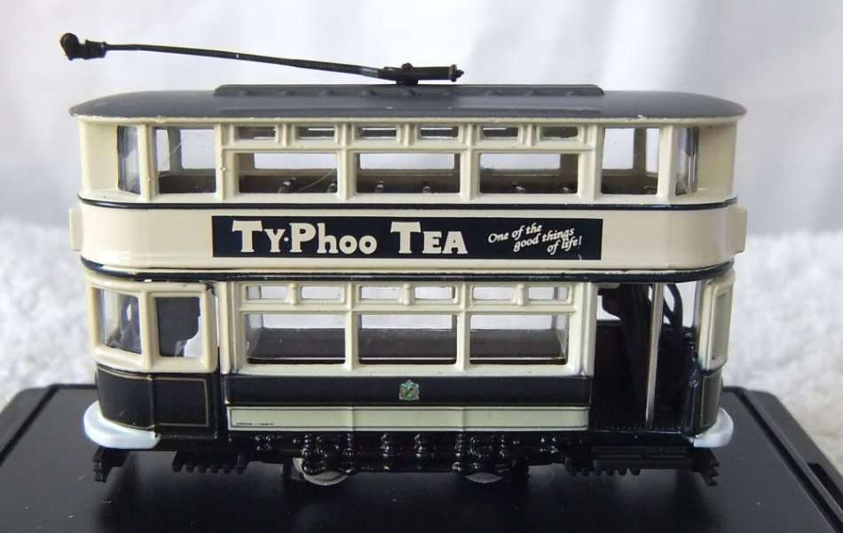 OXFORD DIE CAST VINTAGE MODEL - BIRMINGHAM TRAM - AS NEW WITH SHOWCASE !! FREE COMBINING !!
