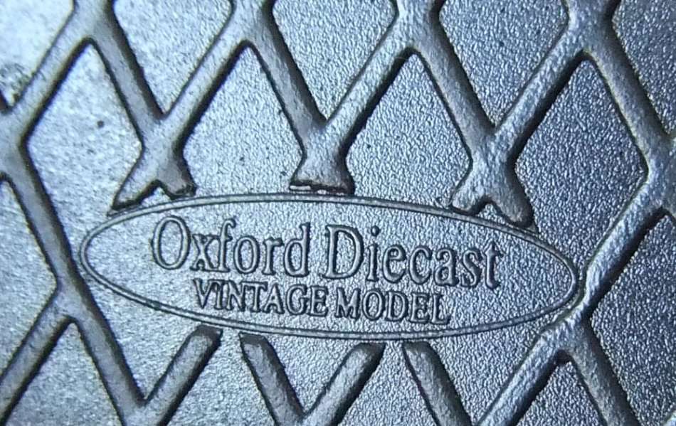 OXFORD DIE CAST VINTAGE MODEL - BIRMINGHAM TRAM - AS NEW WITH SHOWCASE !! FREE COMBINING !!