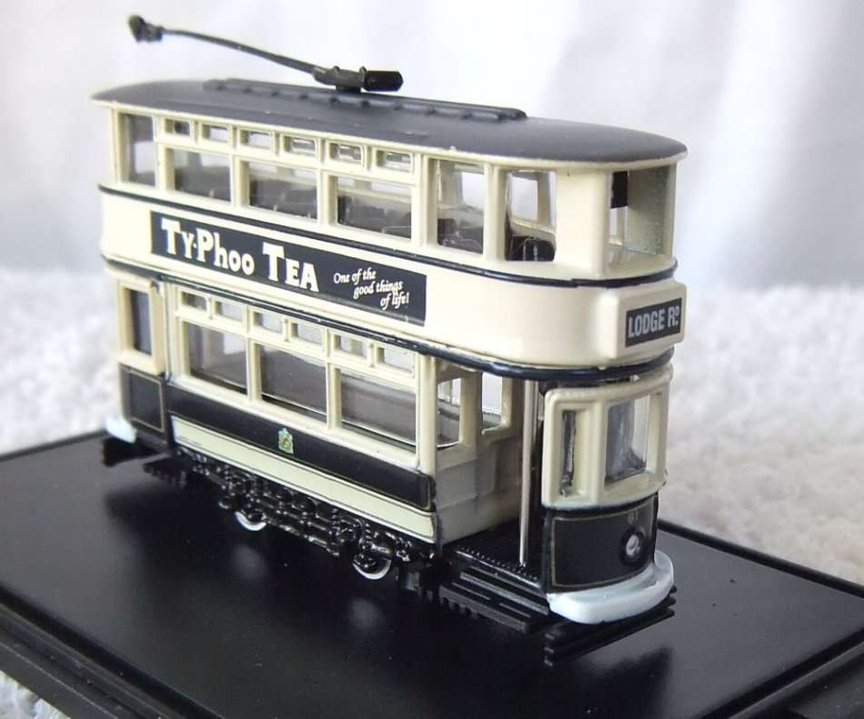 OXFORD DIE CAST VINTAGE MODEL - BIRMINGHAM TRAM - AS NEW WITH SHOWCASE !! FREE COMBINING !!