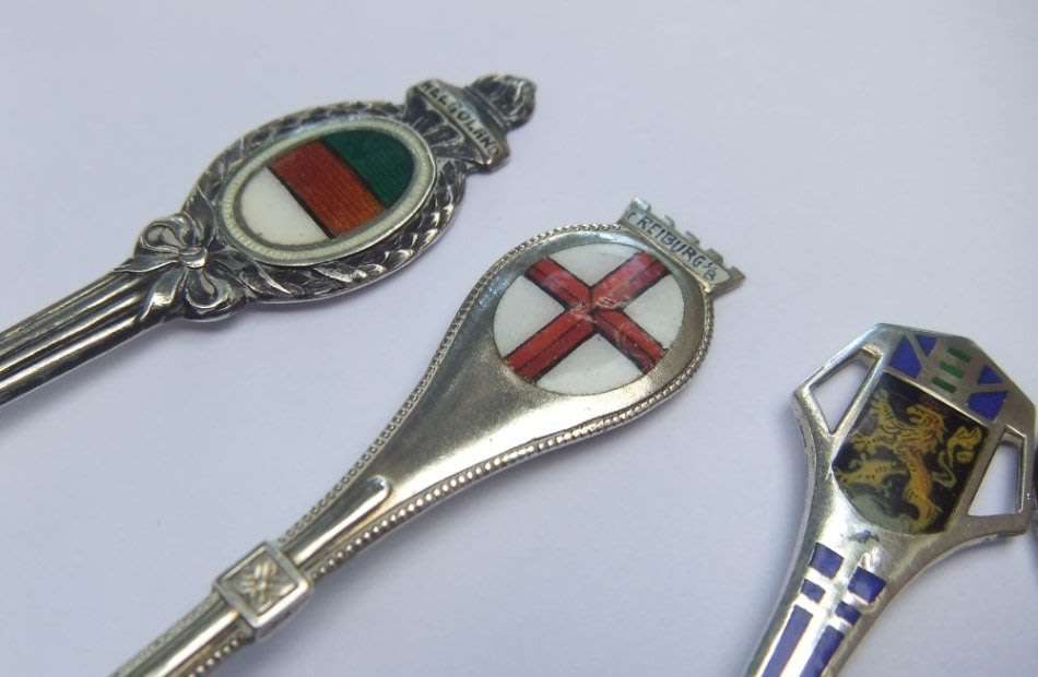 OH WOW !! A LOT OF FIVE SOLID SILVER AND ENAMEL TEASPOONS !! EXCELLENT DETAIL !! 80% SILVER CONTENT