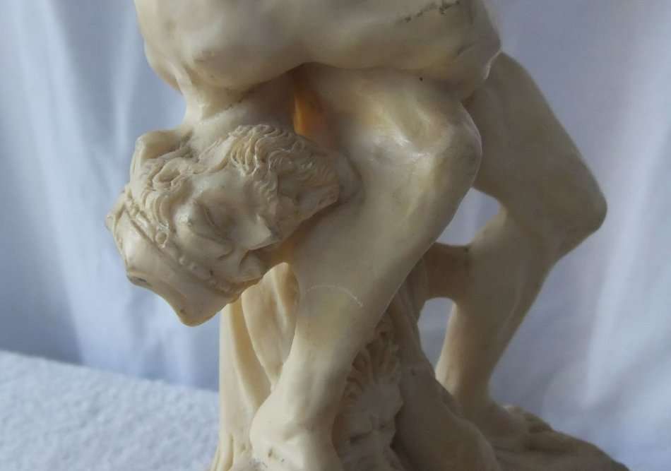 AN UNBELIEVABLY WELL DETAILED VINTAGE RESIN COMPOSITE FIGURE OF HERCULES AND DIOMEDES ON BASE !!