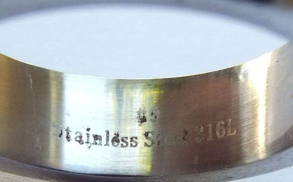 A THICK SOLID QUALITY STAINLESS STEEL RING WITH HALF MOON STRIPES !! FREE COMBINING !!