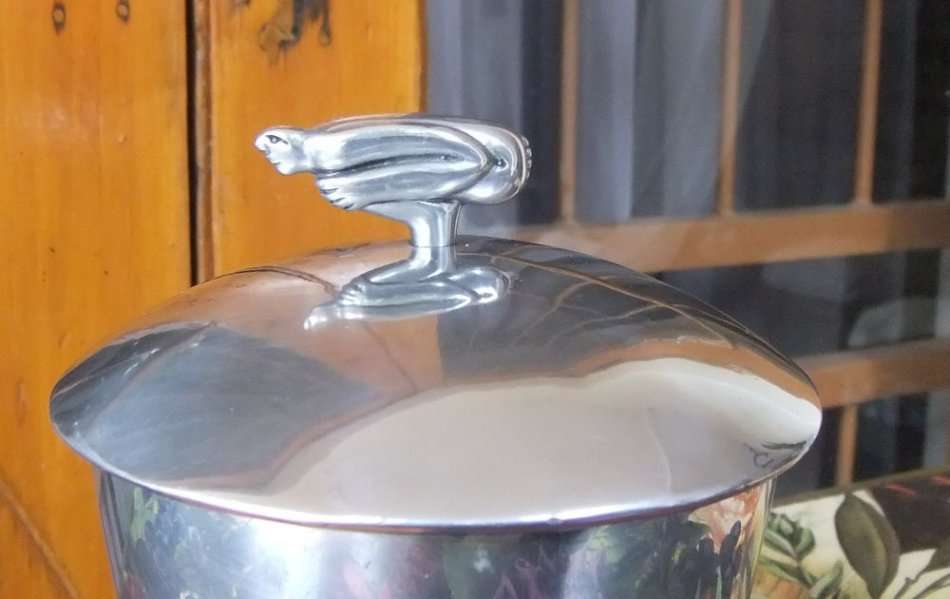 WOW !! AWESOME FIND !! A SUPERB GENUINE CARROL BOYES LIDDED CONDIMENT HOLDER IN GREAT CONDITION !!
