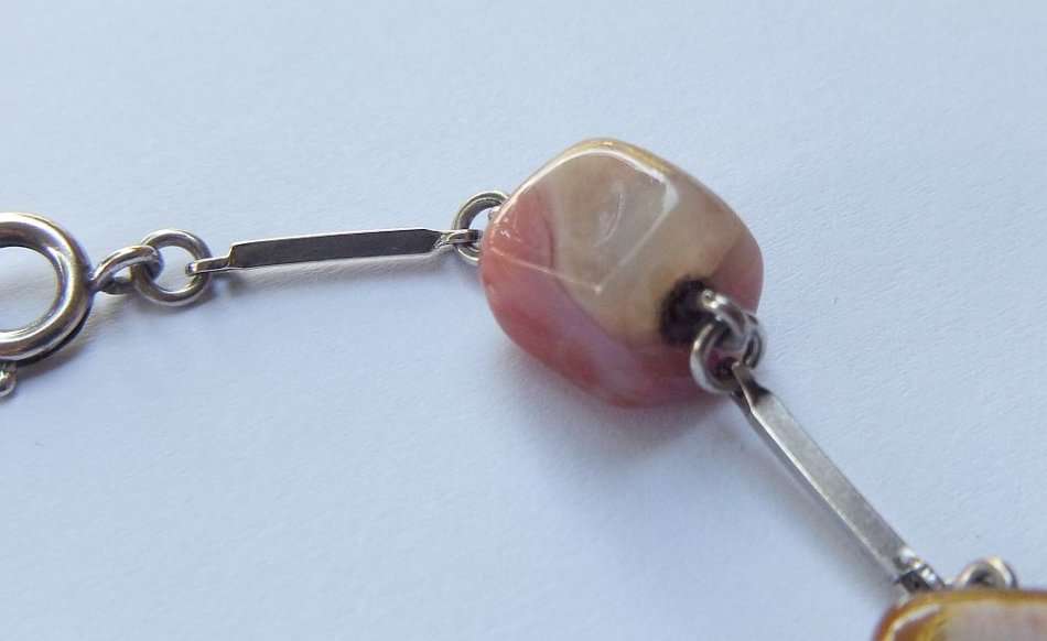 RARE FIND !! A VINTAGE CONTINENTAL SILVER ( 835 ) AND POLISHED GEMSTONES BRACELET !! FROM DAYS GONE