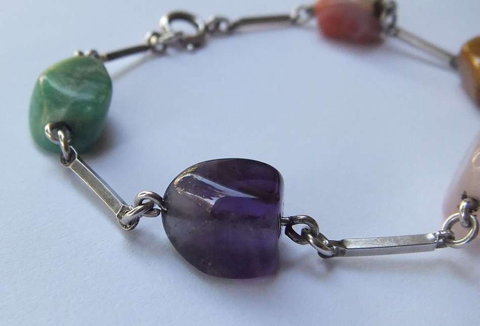 RARE FIND !! A VINTAGE CONTINENTAL SILVER ( 835 ) AND POLISHED GEMSTONES BRACELET !! FROM DAYS GONE