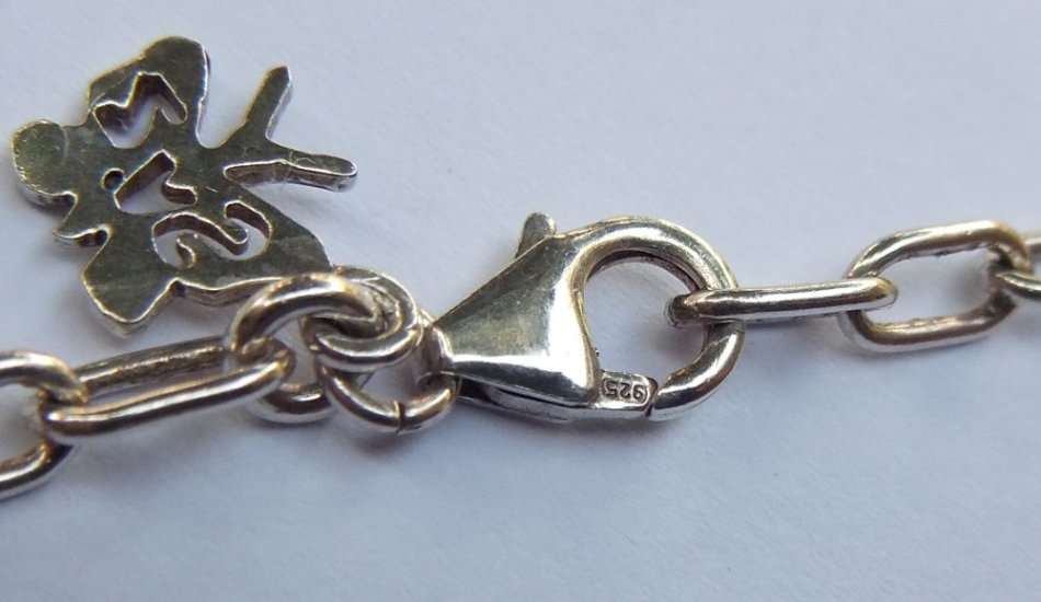 WOW !! AN EXQUISITE SUPER LONG DESIGNER NECKLACE WITH FACETED GEMS BY SUSAN VON ZAHN !!