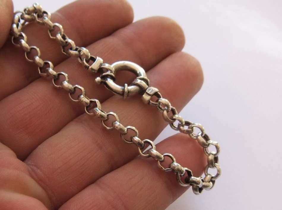A MARVELOUS SOLID STERLING SILVER ROUND LINK BRACELET WITH A BIG CLASP !! GOOD QUALITY PIECE !!