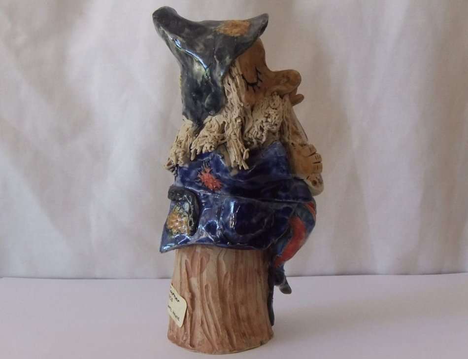 WOW !! A CHARMING VINTAGE SIGNED HAND PAINTED FAIRY MAN SCULPTURE BY CARA TURNER OF IRELAND !!
