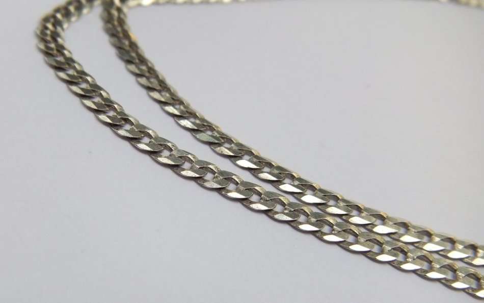 A GORGEOUS FACETED STONE SET STERLING SILVER PENDANT WITH A QUALITY STERLING SILVER NECKLACE !! WOW