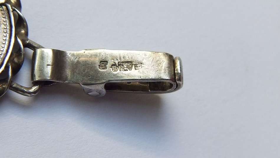 A SUPER RARE OLD SOLID STERLING SILVER " PAUL KRUGER " Z.A.R COIN BRACELET IN EXCELLENT CONDITION