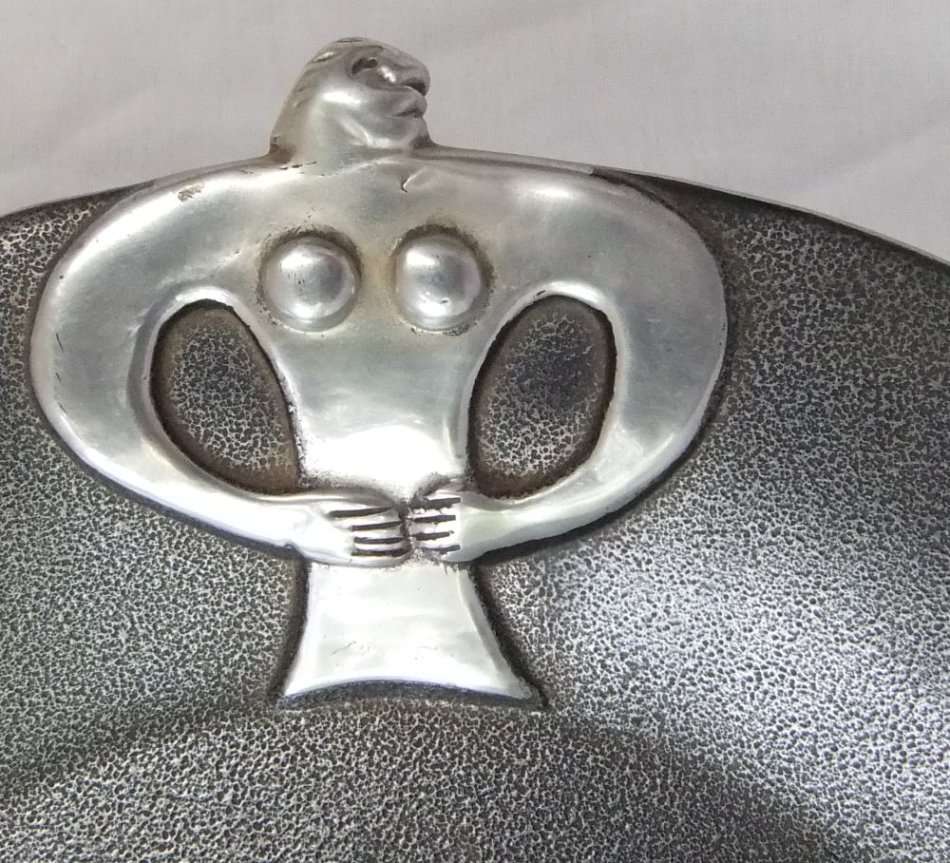 SIGNED - A LARGE HEAVY VINTAGE GENUINE CARROL BOYES MAN / WOMAN THEME PLATTER