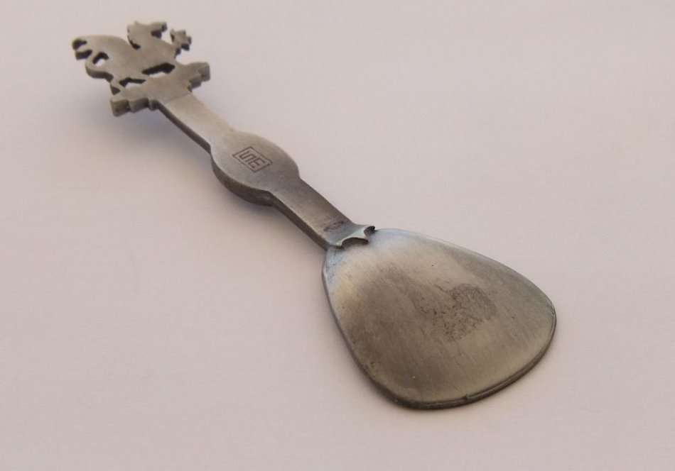 DETAILED VINTAGE PEWTER SPOON