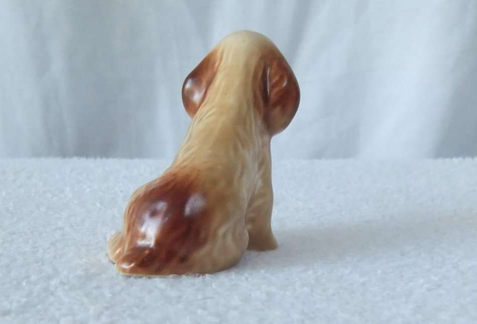 R1 START !! A RARE VINTAGE PORCELAIN PUPPY BY SYLVAC ENGLAND