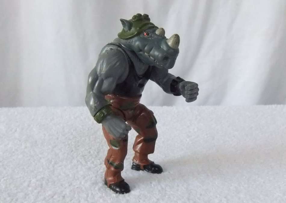 R1 START !! A COOL 1988 ROCKSTEADY FIGURE FROM TEENAGE MUTANT NINJA TURTLES - TMNT