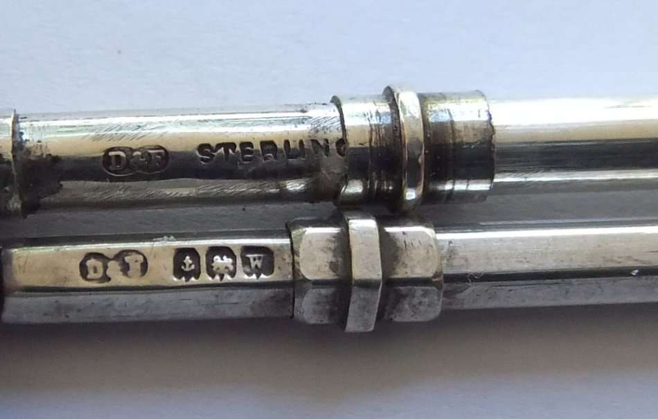 TWO VINTAGE HALLMARKED STERLING SILVER SWIZZLE STICKS BY DEAKIN & FRANCIS OF BIRMINGHAM