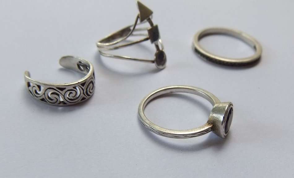 FOUR STERLING SILVER RINGS FOR YOUR COLLECTION - ALL FULLY TESTED - BID FOR THE LOT