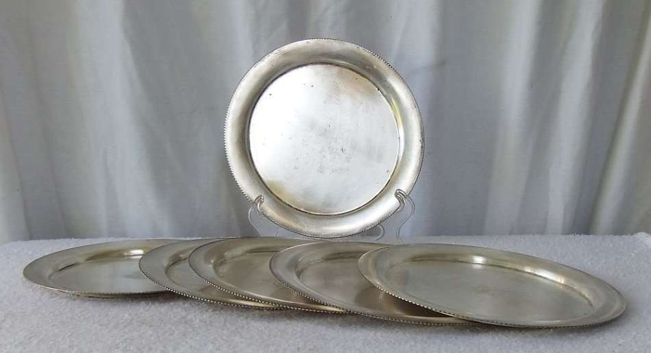 AN EXCEPTIONALLY RARE SET OF 6 E.P.N.S ( SILVER PLATE ) CAKE PLATES - VERY VERY LAANIE HEY