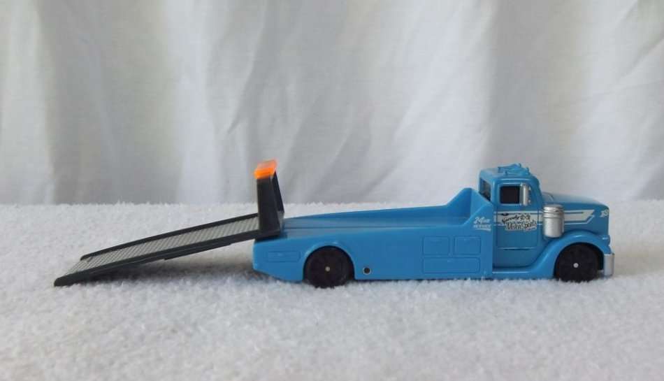 DIE CAST METAL FLYER FLATBED BY MAISTO