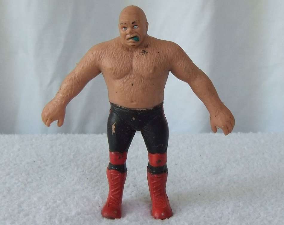 A VINTAGE 1986 BENDEM TYPE WRESTLER TOY