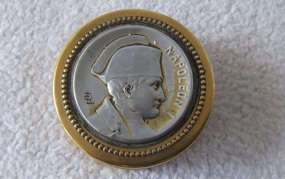 AN OLD NAPOLEON THEME PRESSURE INSTRUMENT MADE IN FRANCE !! POSSIBLY A BAROMETER ? NO LOOSE PARTS